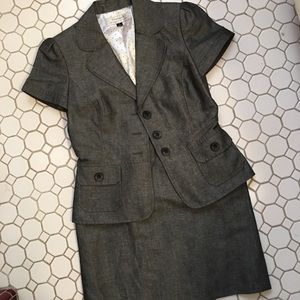 Elie Tahari Skirt Suit